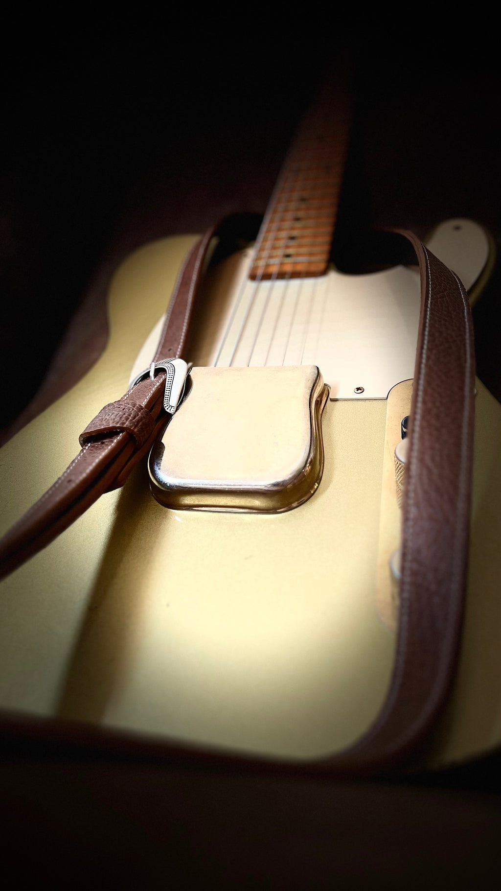 The Caster Strap Aged Natural