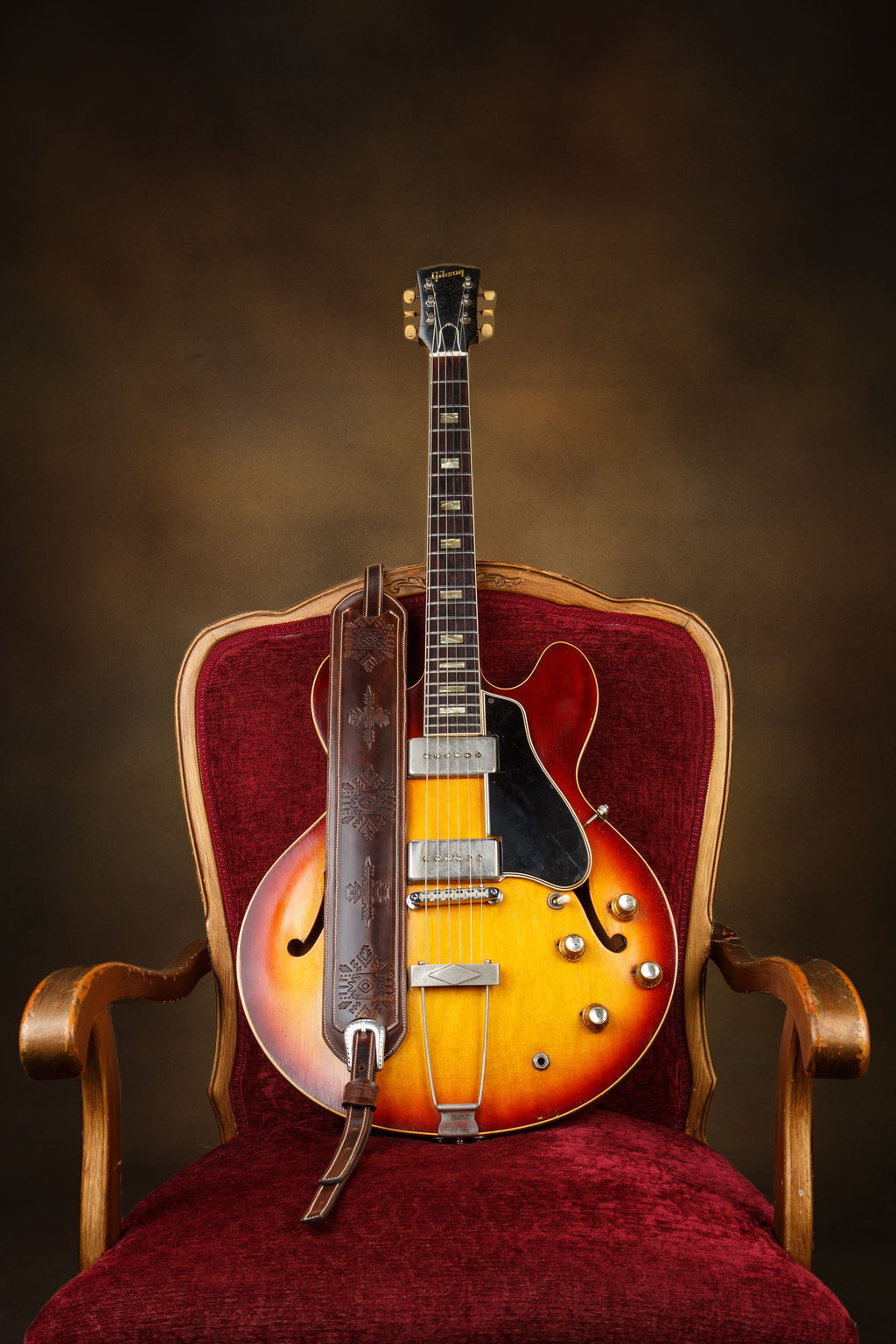 Mustang Strap Vintage Brown